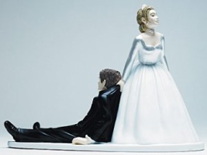 Tomada de https://www.google.es/url?sa=i&rct=j&q=&esrc=s&source=images&cd=&cad=rja&docid=GDzP3EmWE82MuM&tbnid=gcodE2SekGRpIM:&ved=0CAQQjB0&url=http%3A%2F%2Fwww.menshealth.es%2Fsexo%2Farticulo%2FSolteros-contra-casados&ei=oxP4Ub-mA-TY0QW7noGoDQ&bvm=bv.49967636,d.ZGU&psig=AFQjCNEd11sAzjqsUSjrrLTrUWfvsfHdbA&ust=1375298801078888