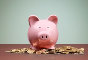 ¿Vale Todo por dinero? También se engaña escribiendo libros